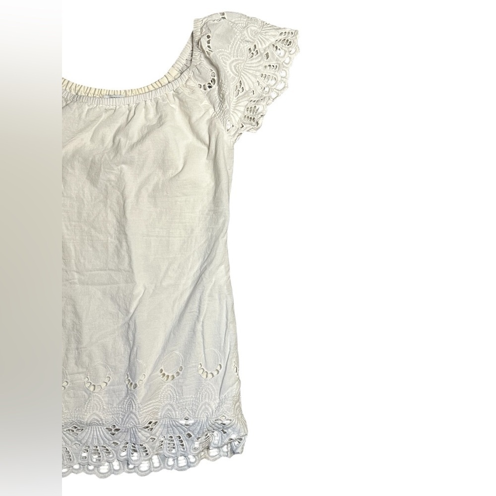 Evereve Eyelet Lace Dress Off The Shoulder Scalloped Edge Women's XS - Picture 3 of 5
